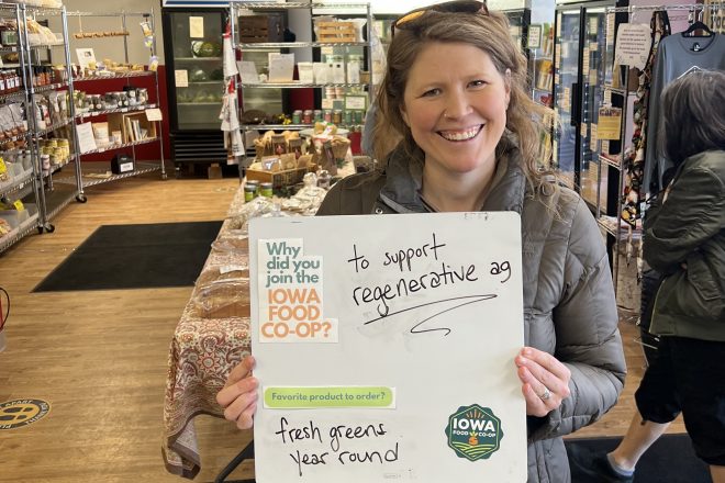 Iowa Food Coop is a year-round option for eating local. Just because the farmer’s market season has ended or your CSA is done doesn’t mean you have to stop eating local. Purchase meat, greens, milk, vegetables, and more through IFC all winter long.